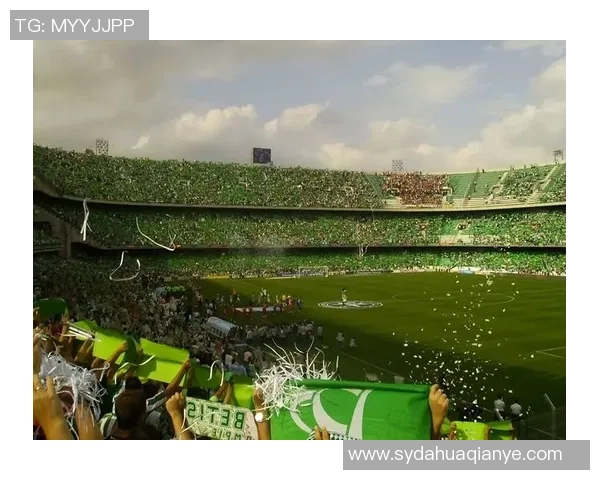 足球巨星风采：极速突破与精准射门展现球场霸气